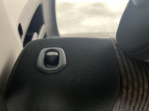 Used 2024 Toyota 4Runner TRD Off-Road image 19