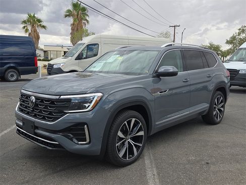 New 2025 Volkswagen Atlas SEL Premium R-Line image 5