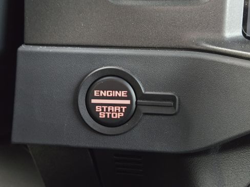 Used 2025 Ford Bronco Raptor AWD/4WD image 28