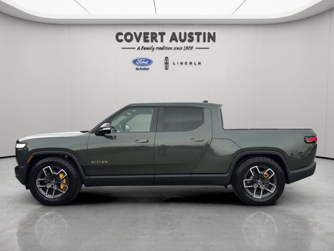Used 2022 Rivian R1T Adventure image 2
