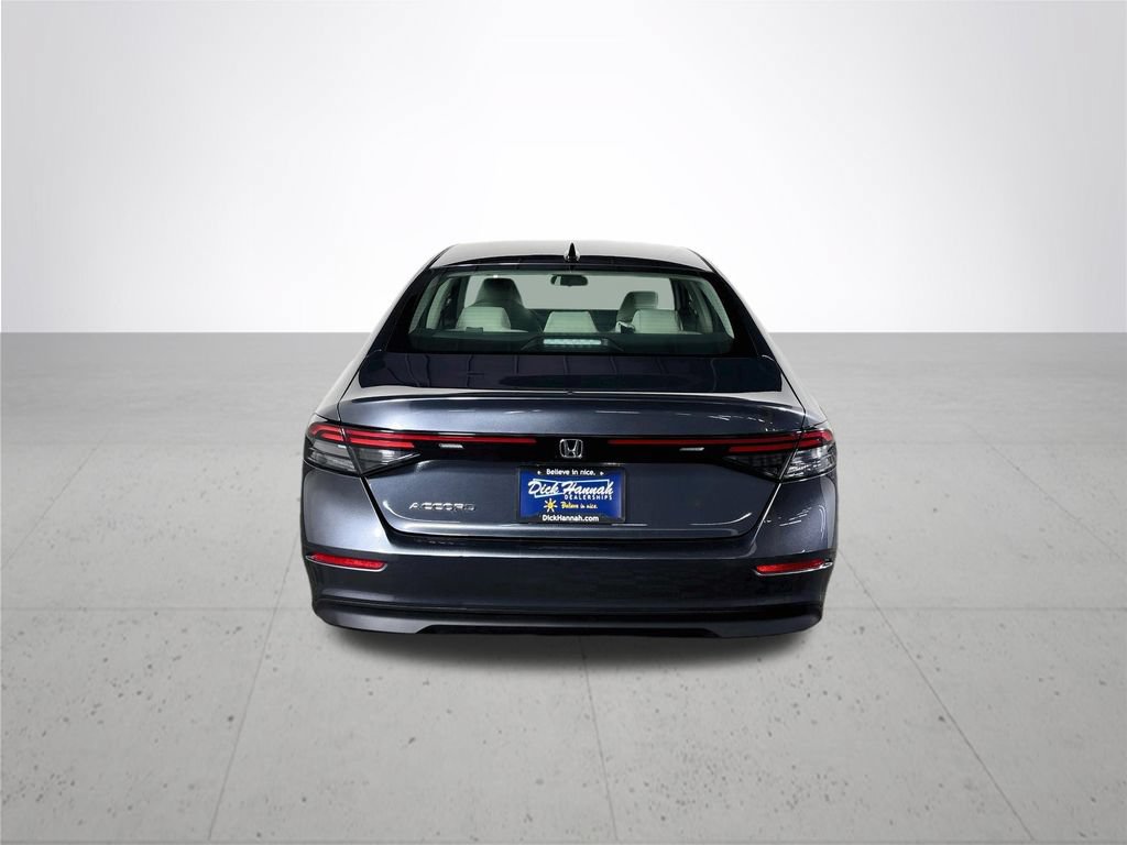 Used 2025 Honda Accord SE image 7