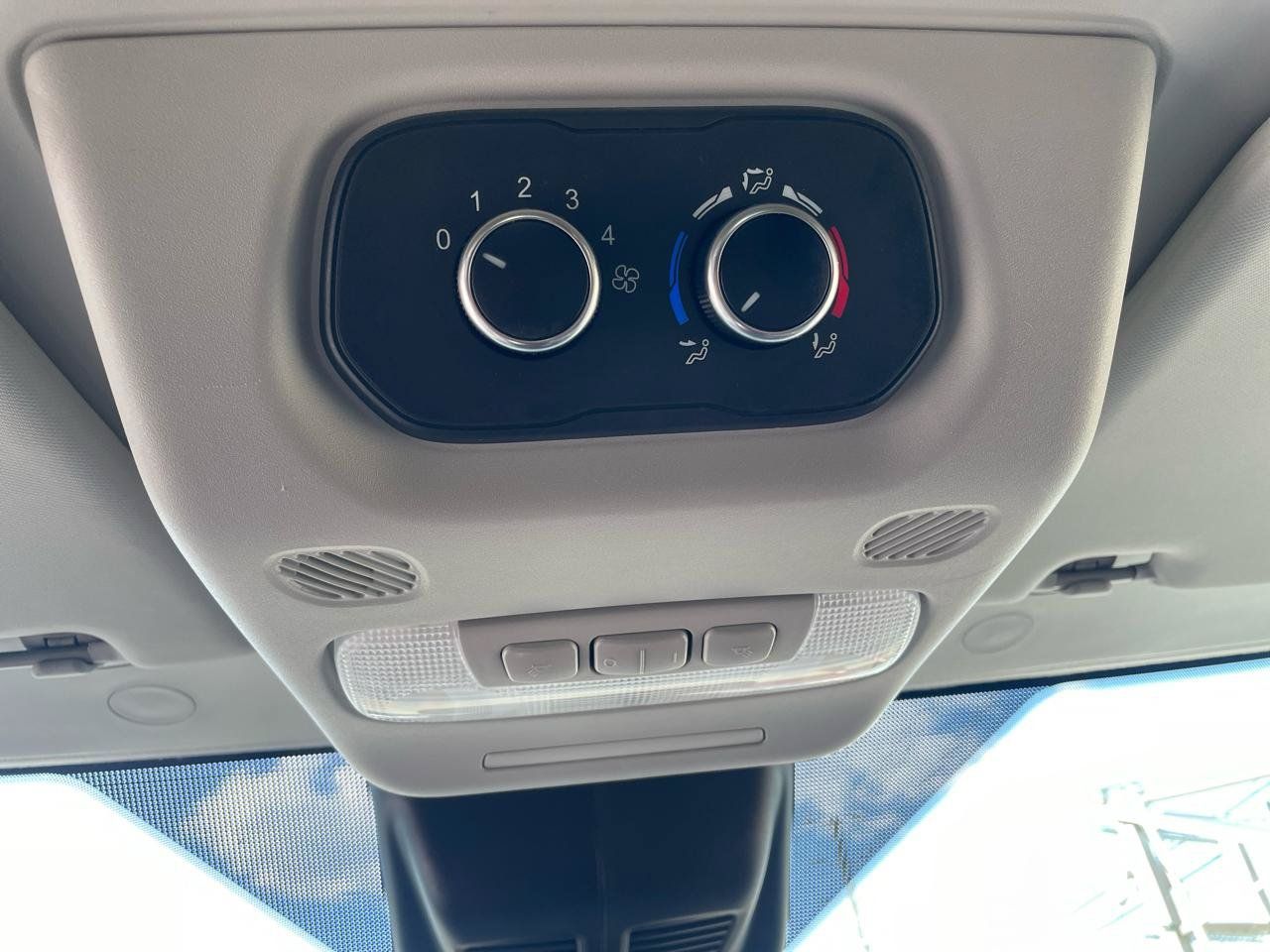 Used 2020 Ford Transit 350 XL RWD image 28