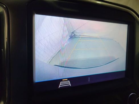 Used 2020 Chevrolet Silverado 1500 LT w/ Bed Protection Package image 7