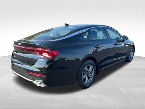 Used 2022 Kia K5 LXS FWD image 5