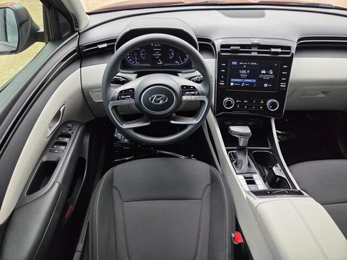 Used 2022 Hyundai Tucson SEL FWD image 8