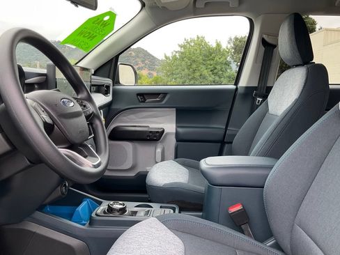 New 2026 Ford Maverick XLT w/ XLT Luxury Package FWD image 38