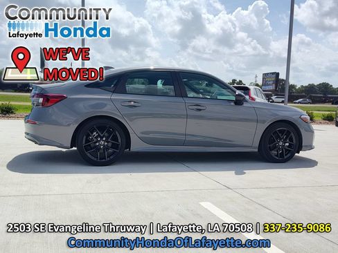 Used 2025 Honda Civic Sport image 11