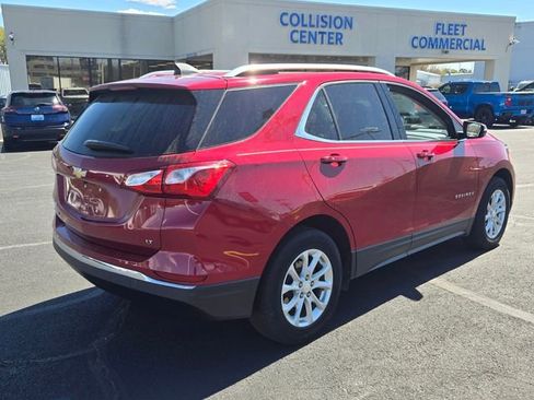 Used 2018 Chevrolet Equinox LT w/ Sun & Infotainment Package image 3