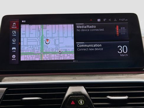 Used 2022 BMW 530i w/ Convenience Package image 9