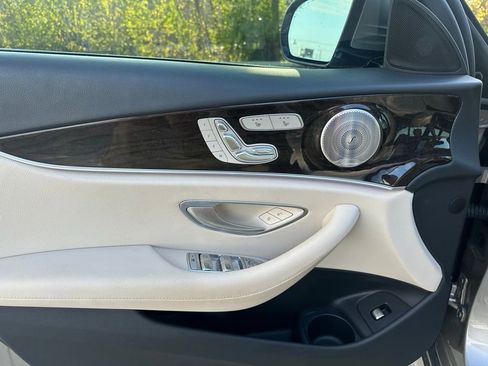 Used 2021 Mercedes-Benz E 450 4MATIC Sedan image 12