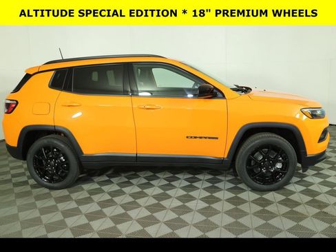 New 2026 Jeep Compass Latitude image 7