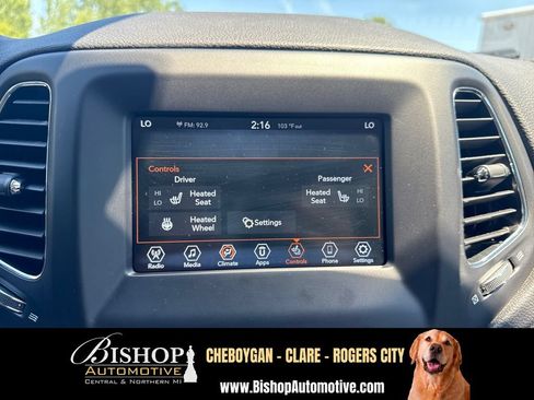 Used 2018 Jeep Compass Latitude w/ Popular Equipment Group AWD/4WD image 6