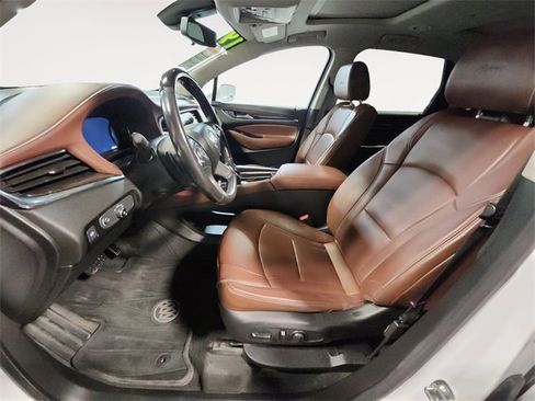 Used 2019 Buick Enclave Avenir image 9