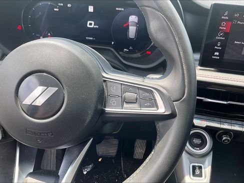 Used 2023 Dodge Hornet GT w/ Cold Weather Group AWD/4WD image 18