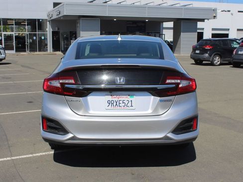 Used 2021 Honda Clarity Plug-In Hybrid image 8