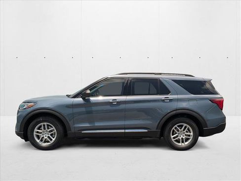 New 2025 Ford Explorer Active w/ Active Comfort Package image 8