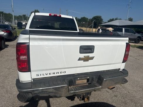 Used 2019 Chevrolet Silverado 2500 W/T AWD/4WD image 6