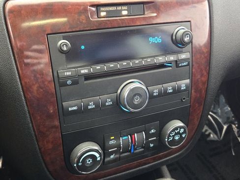 Used 2007 Chevrolet Impala LTZ image 21