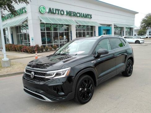 Used 2022 Volkswagen Taos SEL w/ Panoramic Sunroof Package image 1