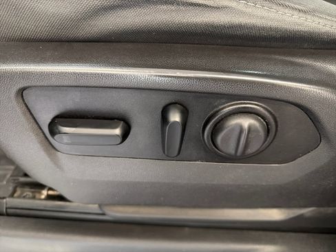 Used 2021 GMC Sierra 1500 Elevation w/ Preferred Package image 16