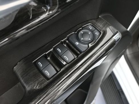 Used 2021 GMC Sierra 1500 Elevation w/ LPO, Elevation Black Package AWD/4WD image 23