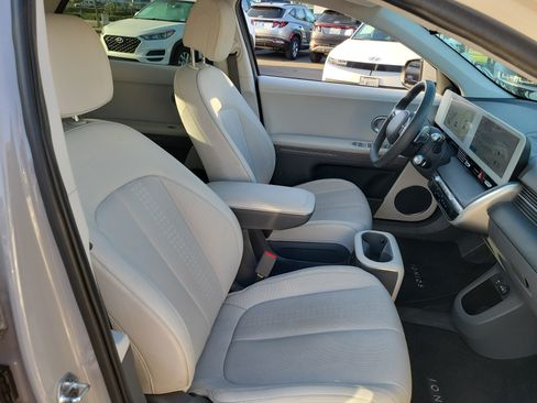 Certified 2023 Hyundai Ioniq 5 SEL RWD image 22