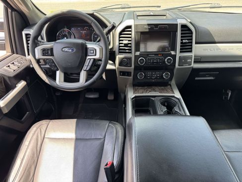 Used 2019 Ford F250 Lariat AWD/4WD image 11