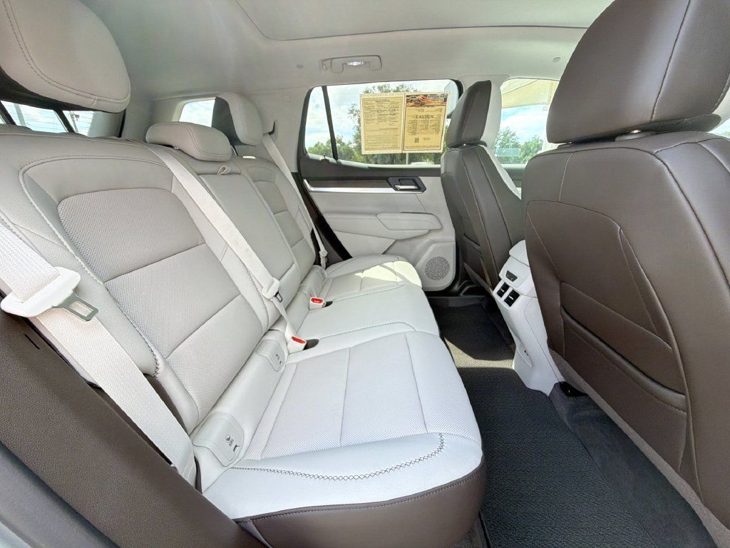 Used 2027 GMC Terrain Denali AWD/4WD image 14