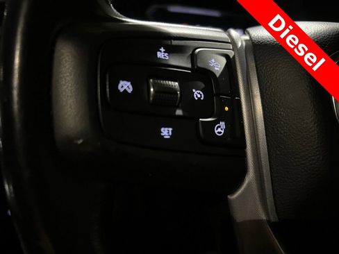 Used 2021 GMC Yukon SLT image 27
