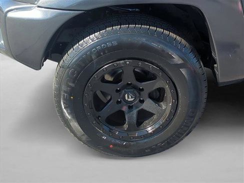 Used 2015 Toyota Tacoma 4x4 Double Cab w/ TRD Off-Road Package image 25