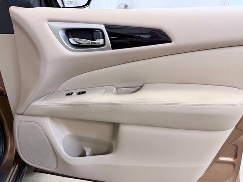 Used 2017 Nissan Pathfinder SV w/ Cargo Package FWD image 38