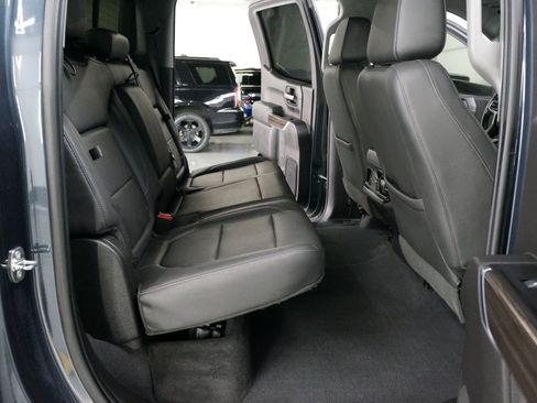 Used 2019 Chevrolet Silverado 1500 LT Trail Boss image 33