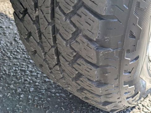 Used 2023 Jeep Gladiator Sport w/ Trailer Tow Package image 12