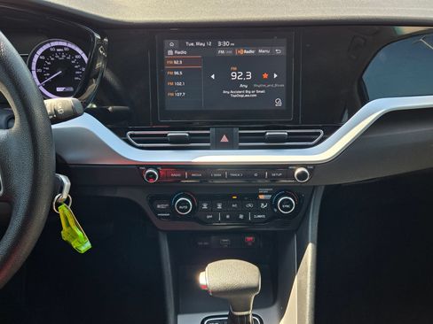 Used 2022 Kia Niro LX FWD image 15