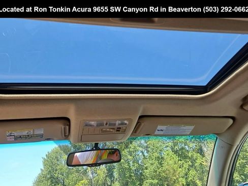 Used 2012 Toyota Highlander SE w/ Tow Pkg AWD/4WD image 11