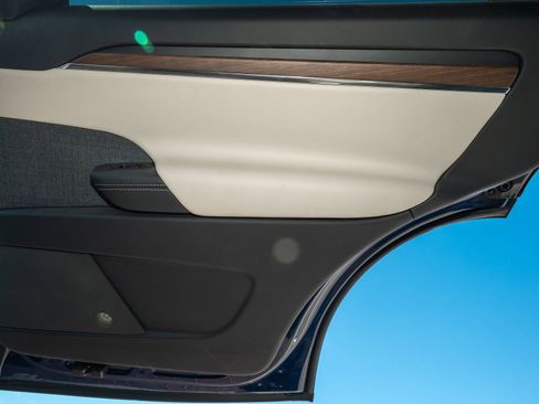 Used 2022 Tesla Model X Long Range image 20