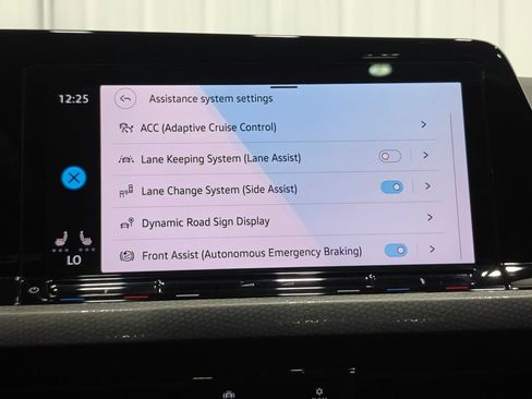 Used 2022 Volkswagen GTI SE FWD image 48