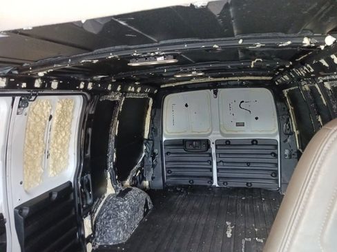 Used 2023 Chevrolet Express 2500 Regular Van 3D w/ Driver Convenience Package image 7