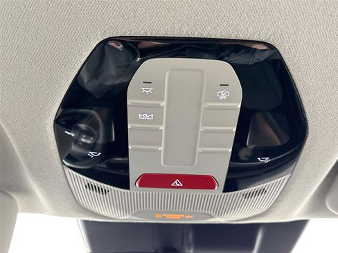 Used 2025 Kia K4 LX image 6