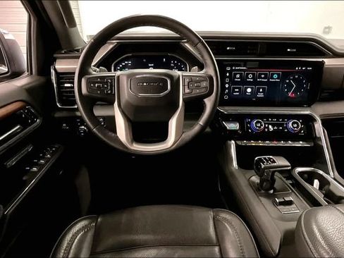 Used 2023 GMC Sierra 1500 Denali w/ Denali Reserve Package AWD/4WD image 6