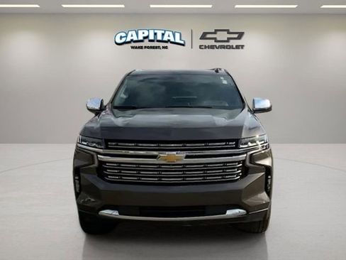 Used 2021 Chevrolet Tahoe Premier w/ Premium Package AWD/4WD image 8