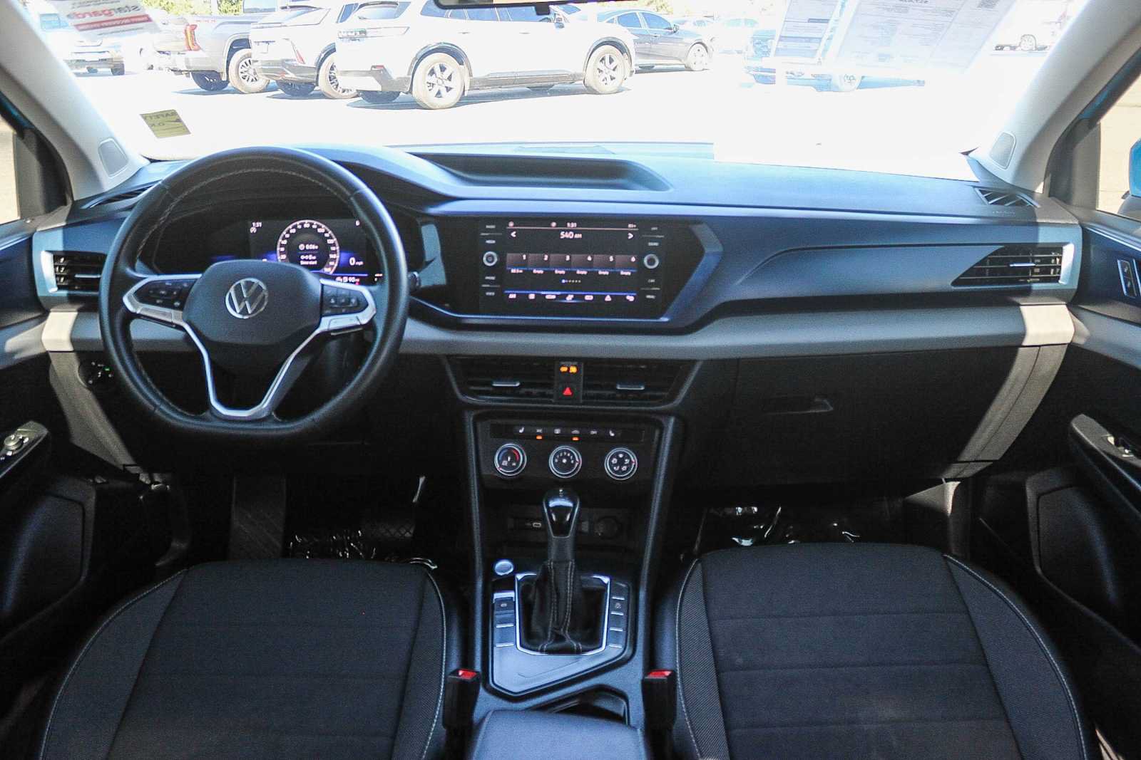 Used 2022 Volkswagen Taos SE FWD image 12
