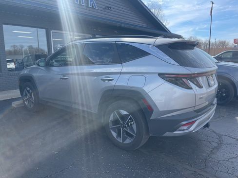 Used 2025 Hyundai Tucson SEL image 3