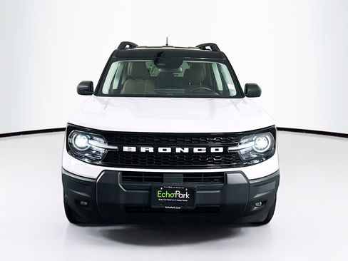 Used 2025 Ford Bronco Sport Outer Banks AWD/4WD image 2