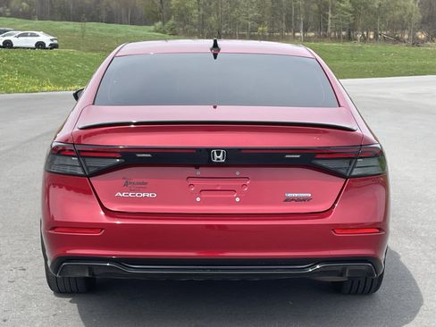 Used 2024 Honda Accord Sport image 4