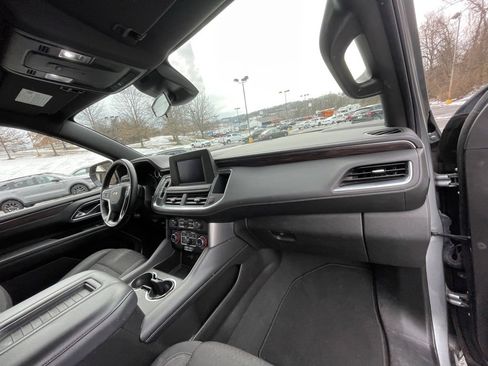 Used 2023 Chevrolet Suburban LS image 12