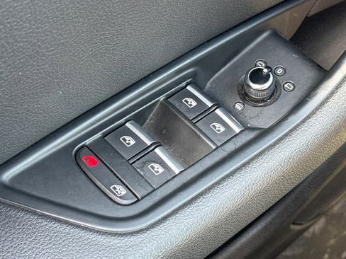 Used 2017 Audi A4 2.0T Premium w/ Audi MMI Navigation Plus image 16