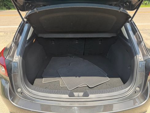 Used 2016 MAZDA MAZDA3 i Sport FWD image 14