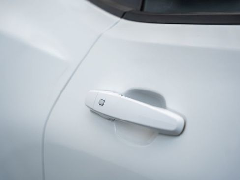 Used 2019 Chevrolet Camaro SS RWD image 18