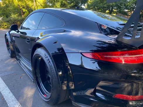 Used 2015 Porsche 911 GT3 RWD image 7